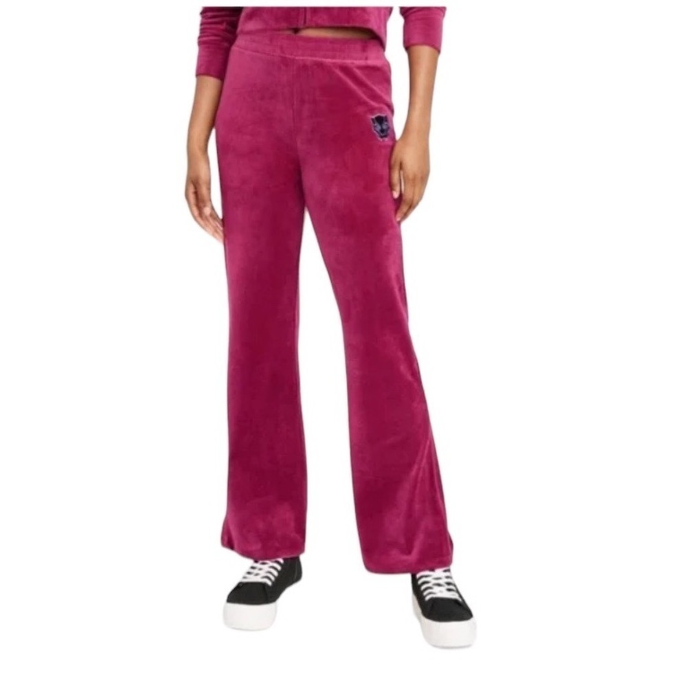 Nwt Marvel Women's Wakanda Forever Velour Graphic Lounge‎ Pants
